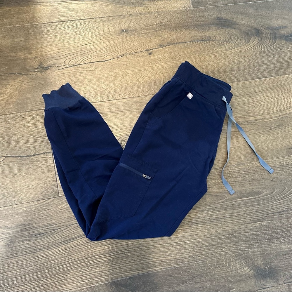 FIGS Zamora Jogger Scrub Pants Navy XS
